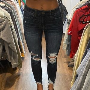 American Eagle Destroyed Skinny Jeans Size 4
